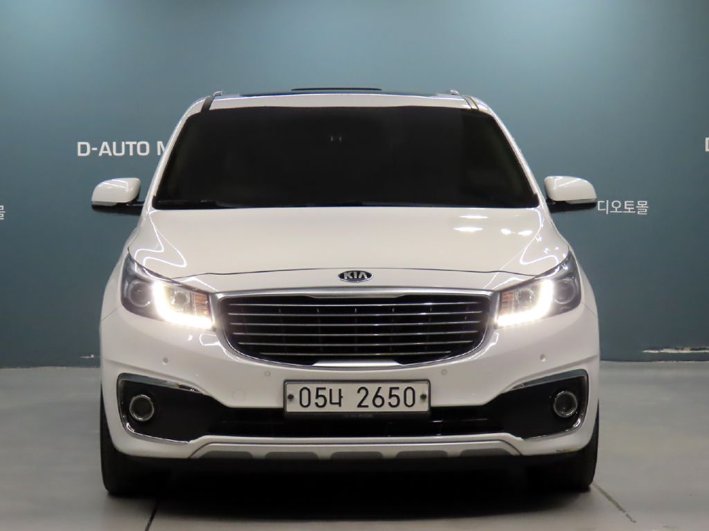 KIA CARNIVAL 2017
