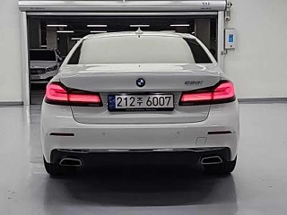 BMW 5-SERIES G30 2023