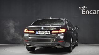 BMW 5-SERIES G30 2023