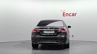 MERCEDES BENZ E-CLASS W213 2022