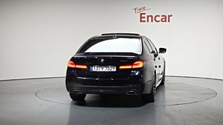 BMW 5-SERIES G30 2022