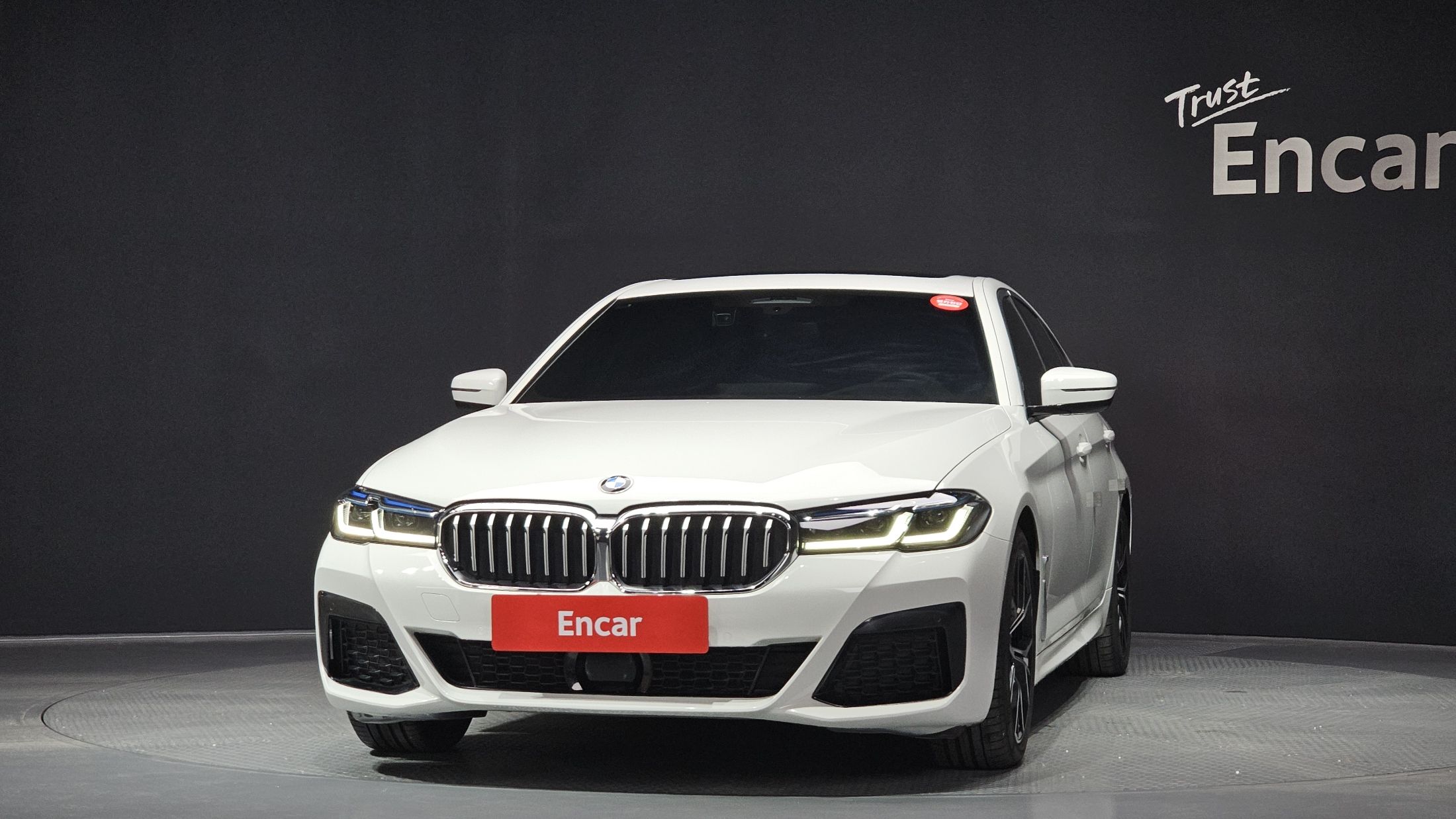 BMW 5-SERIES G30 2022