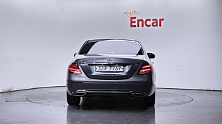 MERCEDES BENZ E-CLASS W213 2017