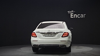 MERCEDES BENZ E-CLASS W213 2020