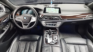 BMW 7-SERIES G11 2016
