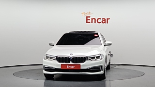 BMW 5-SERIES G30 2019