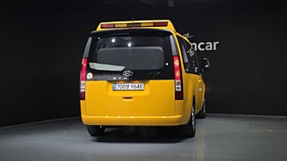 HYUNDAI STARIA 2023