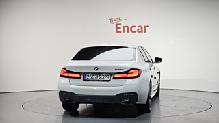 BMW 5-SERIES G30 2021