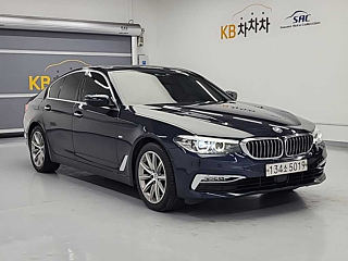 BMW 5-SERIES G30 2018