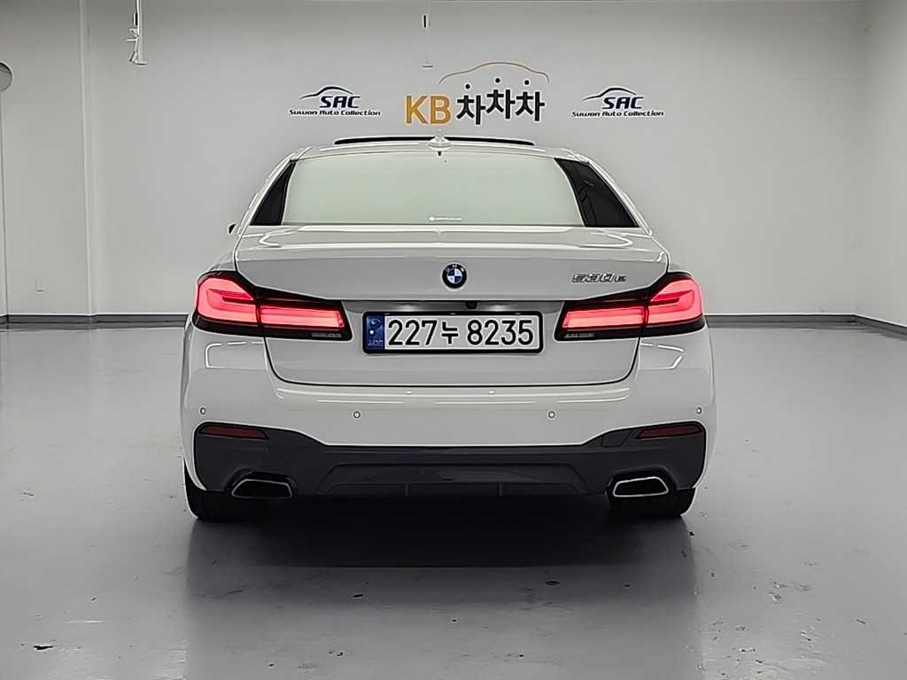 BMW 5-SERIES G30 2020