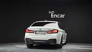 BMW 5-SERIES G30 2023