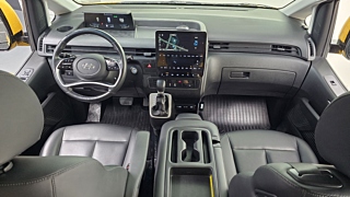 HYUNDAI STARIA 2023