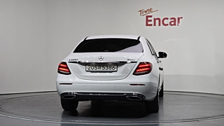 MERCEDES BENZ E-CLASS W213 2020