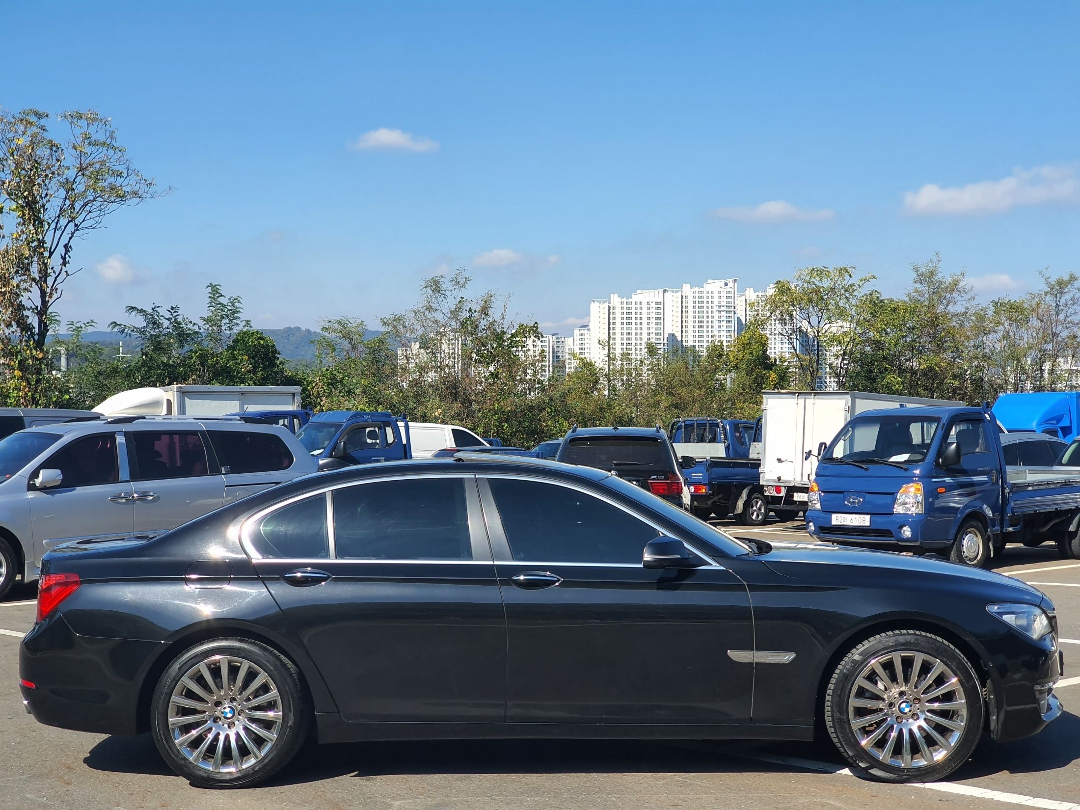 BMW 7-SERIES F01 2012