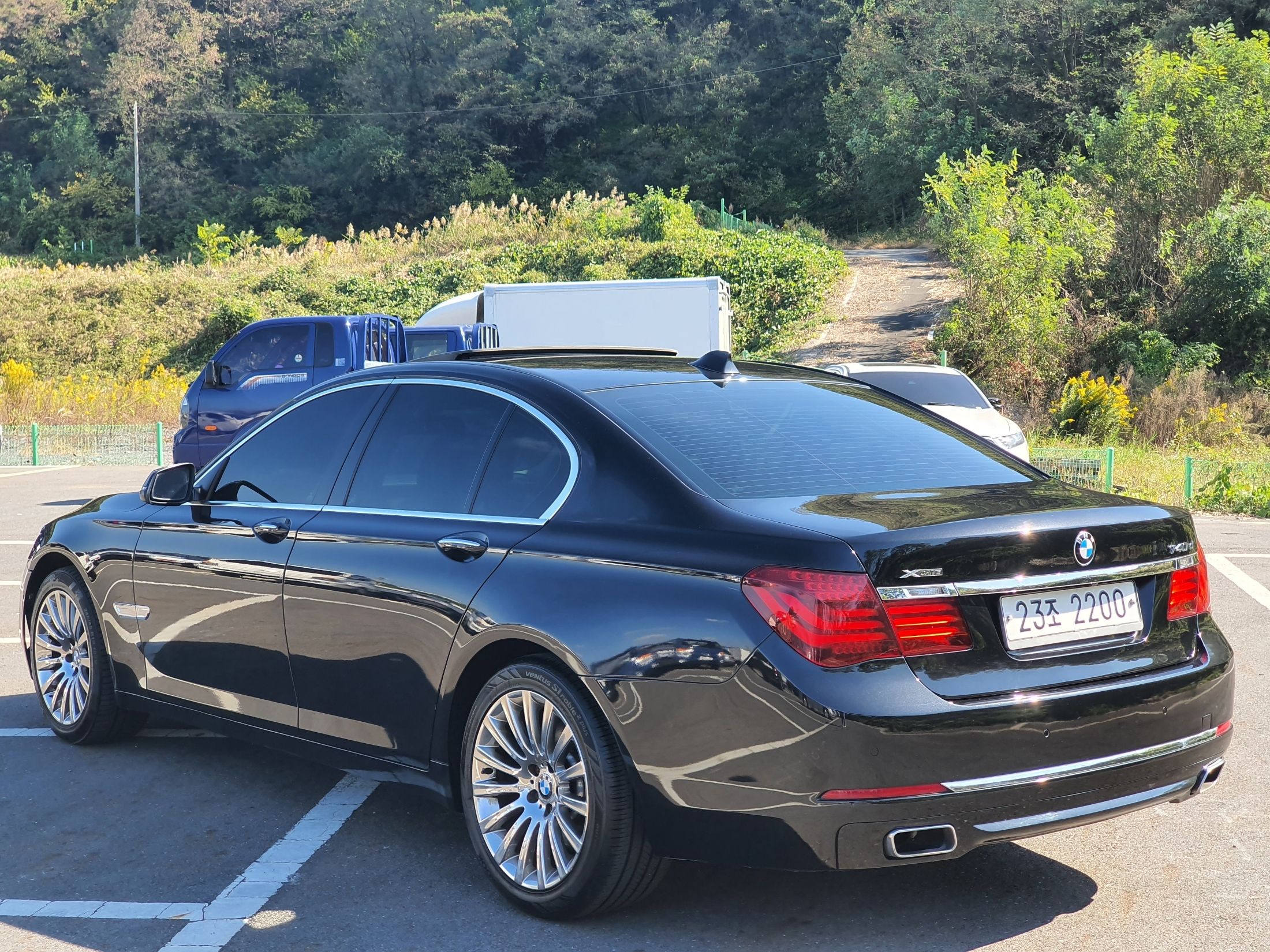 BMW 7-SERIES F01 2012