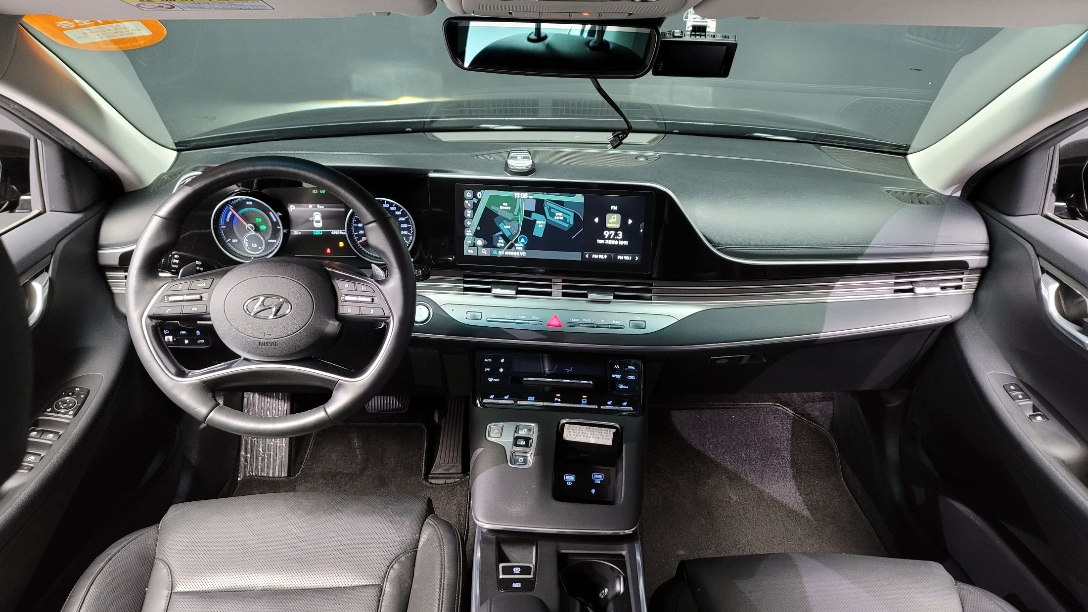 HYUNDAI GRANDEUR IG HYBRID