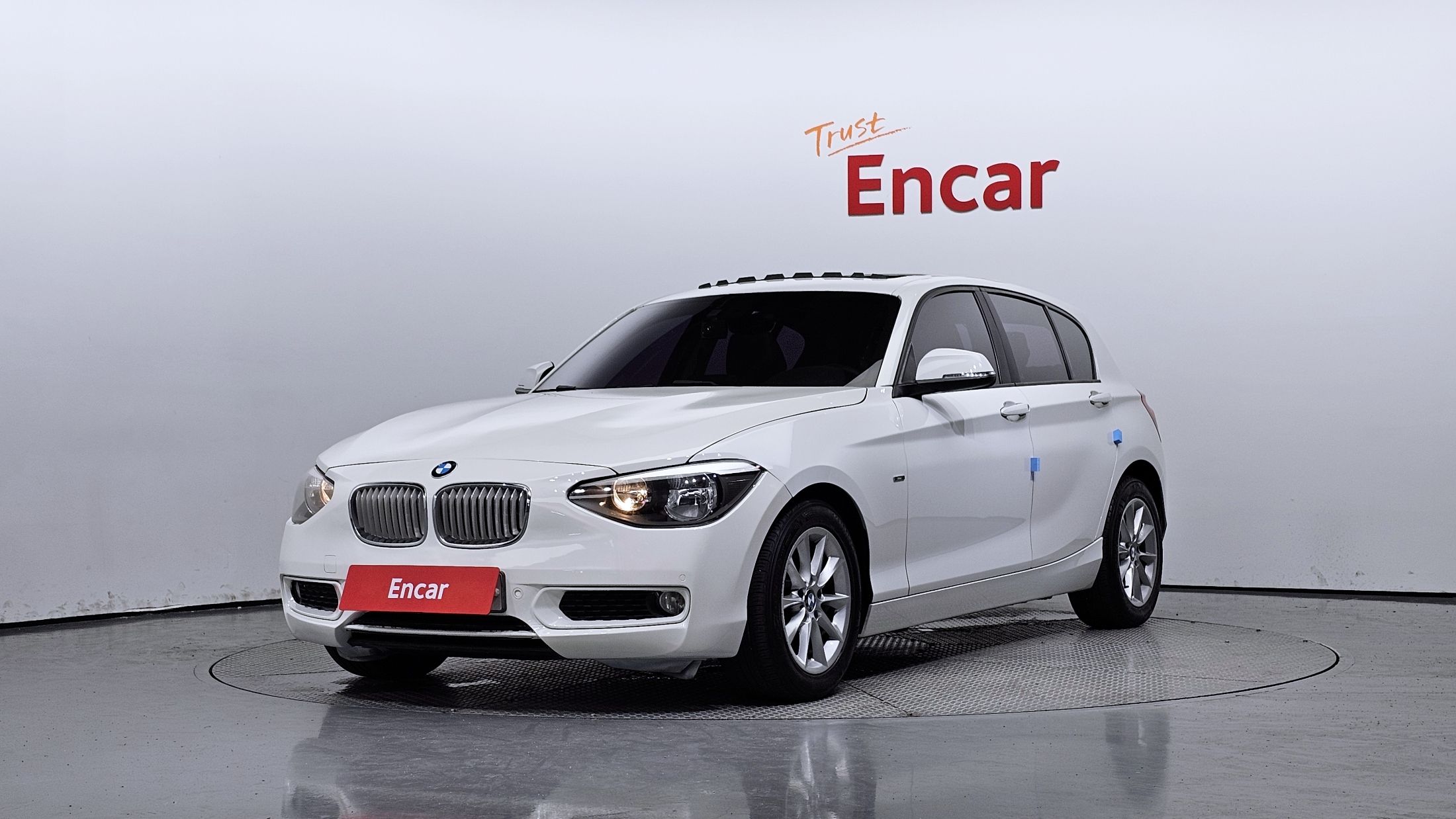 BMW 1-SERIES F20