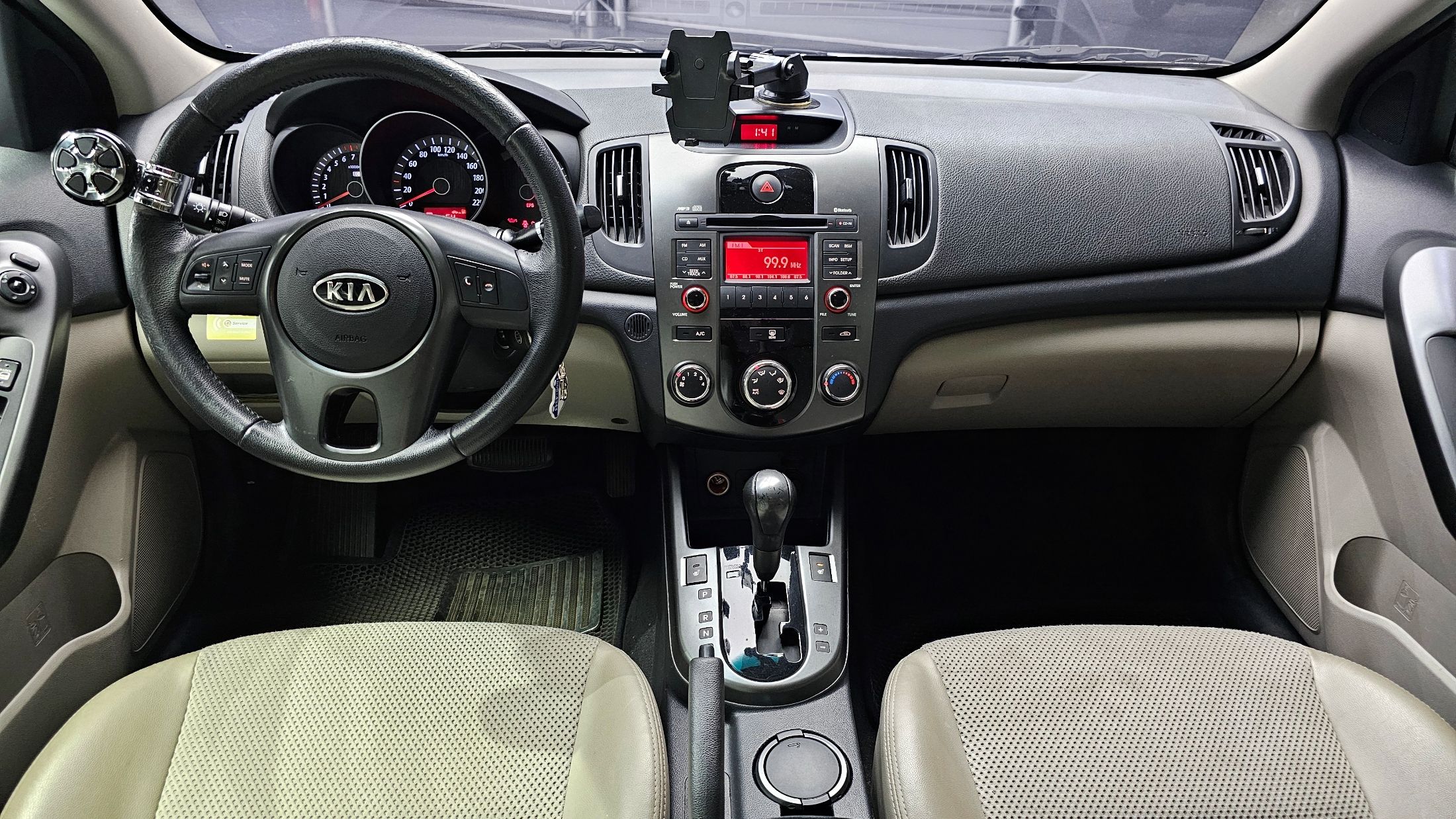 KIA PORTE 2010