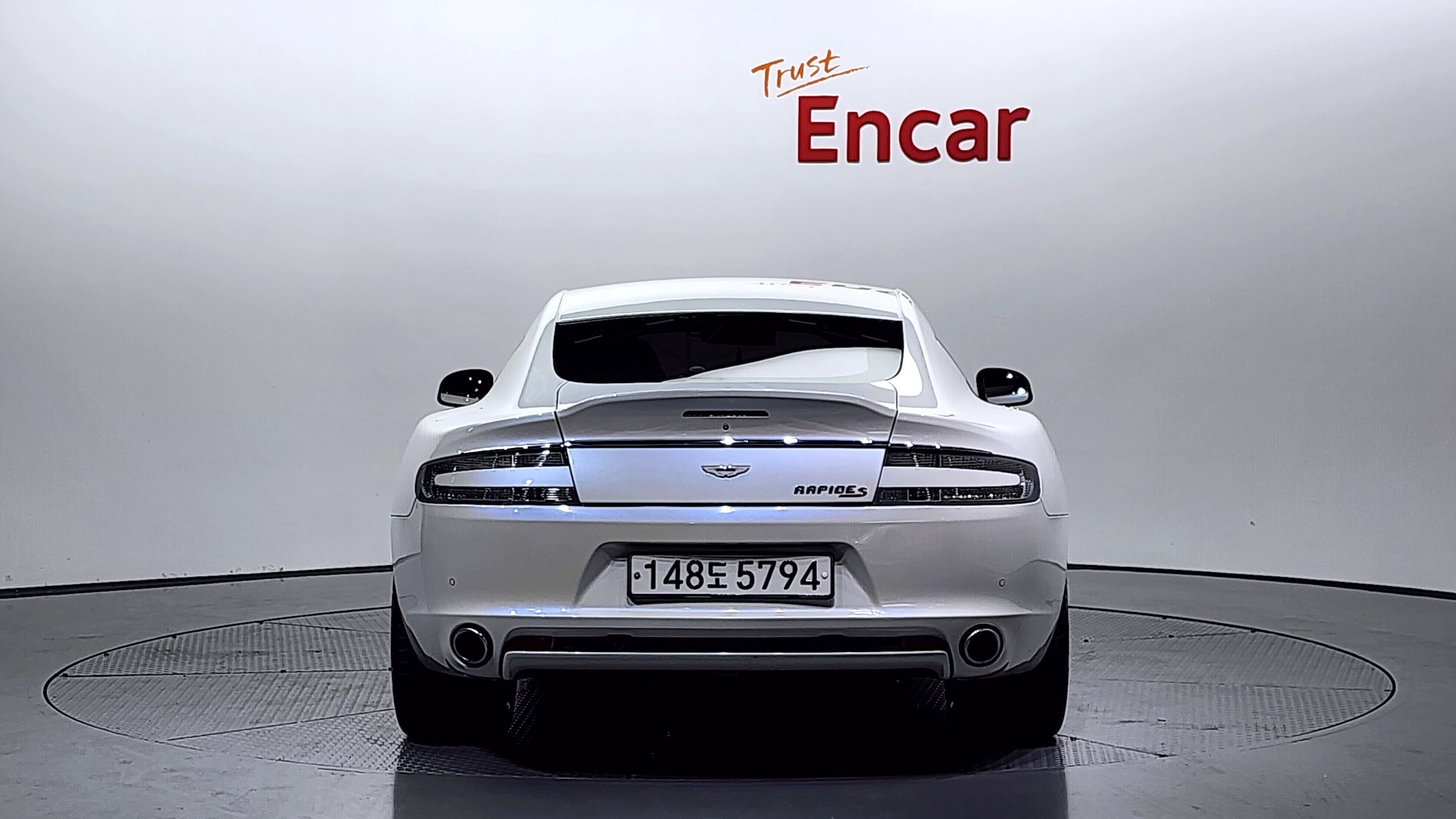 ASTON MARTIN RAPIDE 2015