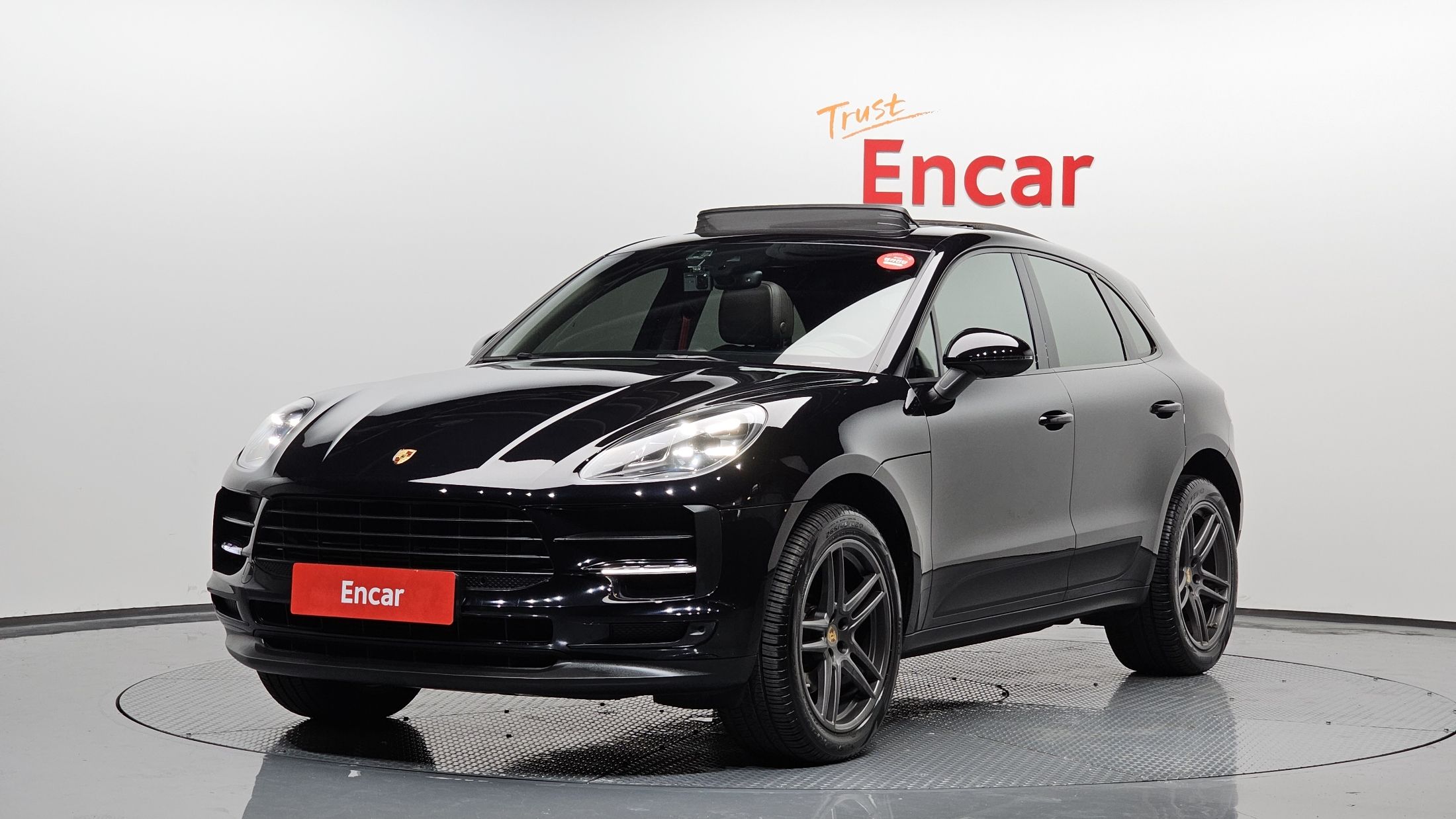 PORSCHE MACAN 2019
