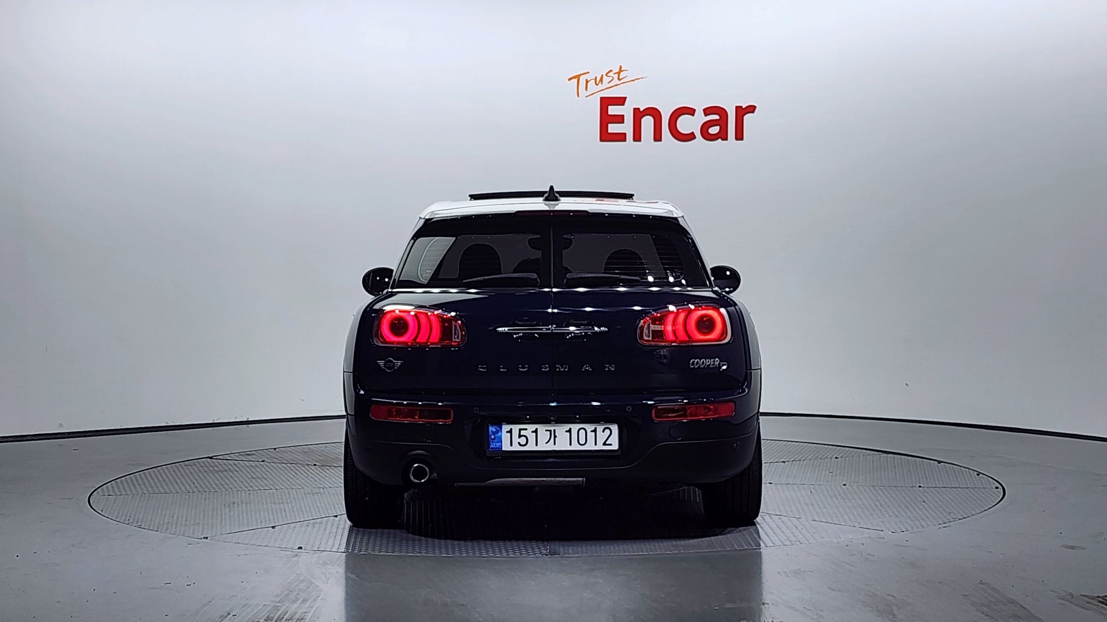 MINI CLUBMAN COOPER D 2019