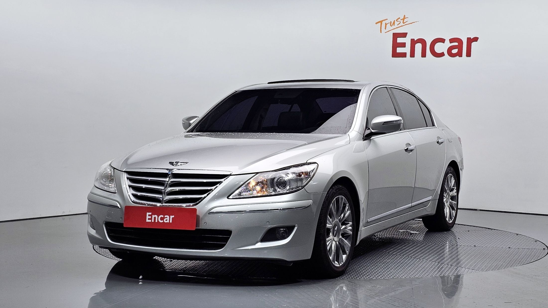 HYUNDAI GENESIS 2008