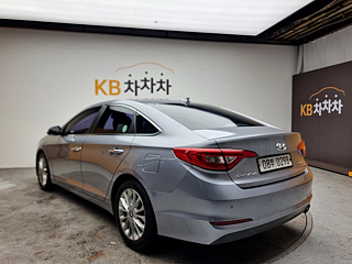 HYUNDAI SONATA LF 2016