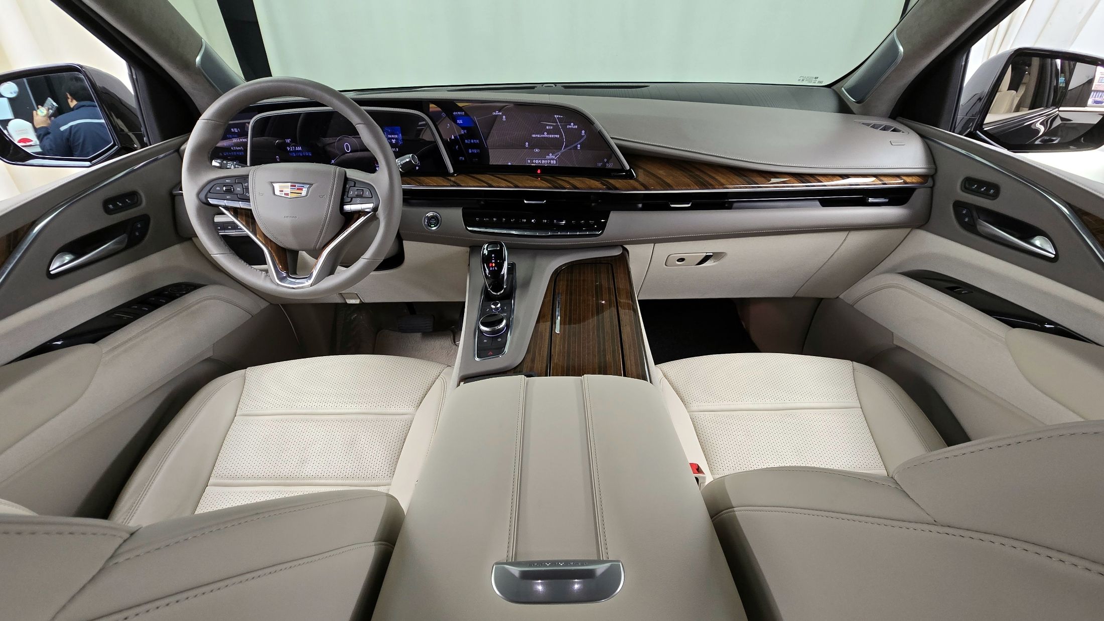 CADILLAC ESCALADE