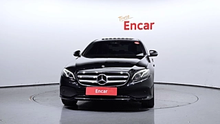 MERCEDES BENZ E-CLASS W213 2020