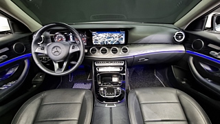 MERCEDES BENZ E-CLASS W213 2017