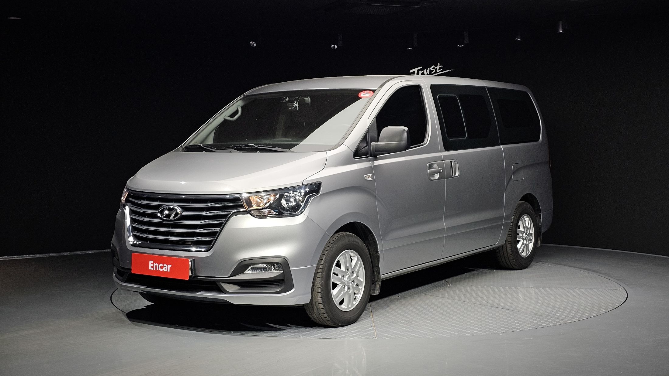 HYUNDAI STAREX GRAND 2019