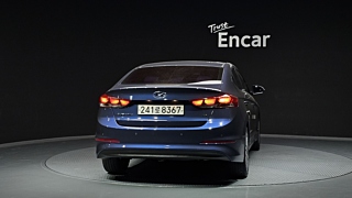 HYUNDAI AVANTE AD 2017