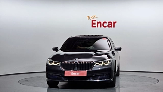 BMW 7-SERIES G11 2016