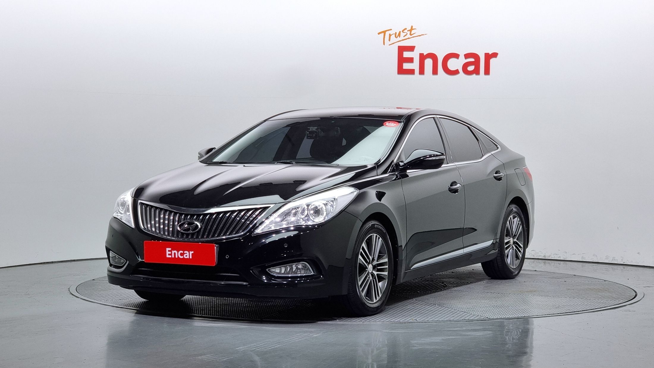 HYUNDAI GRANDEUR HG 2012