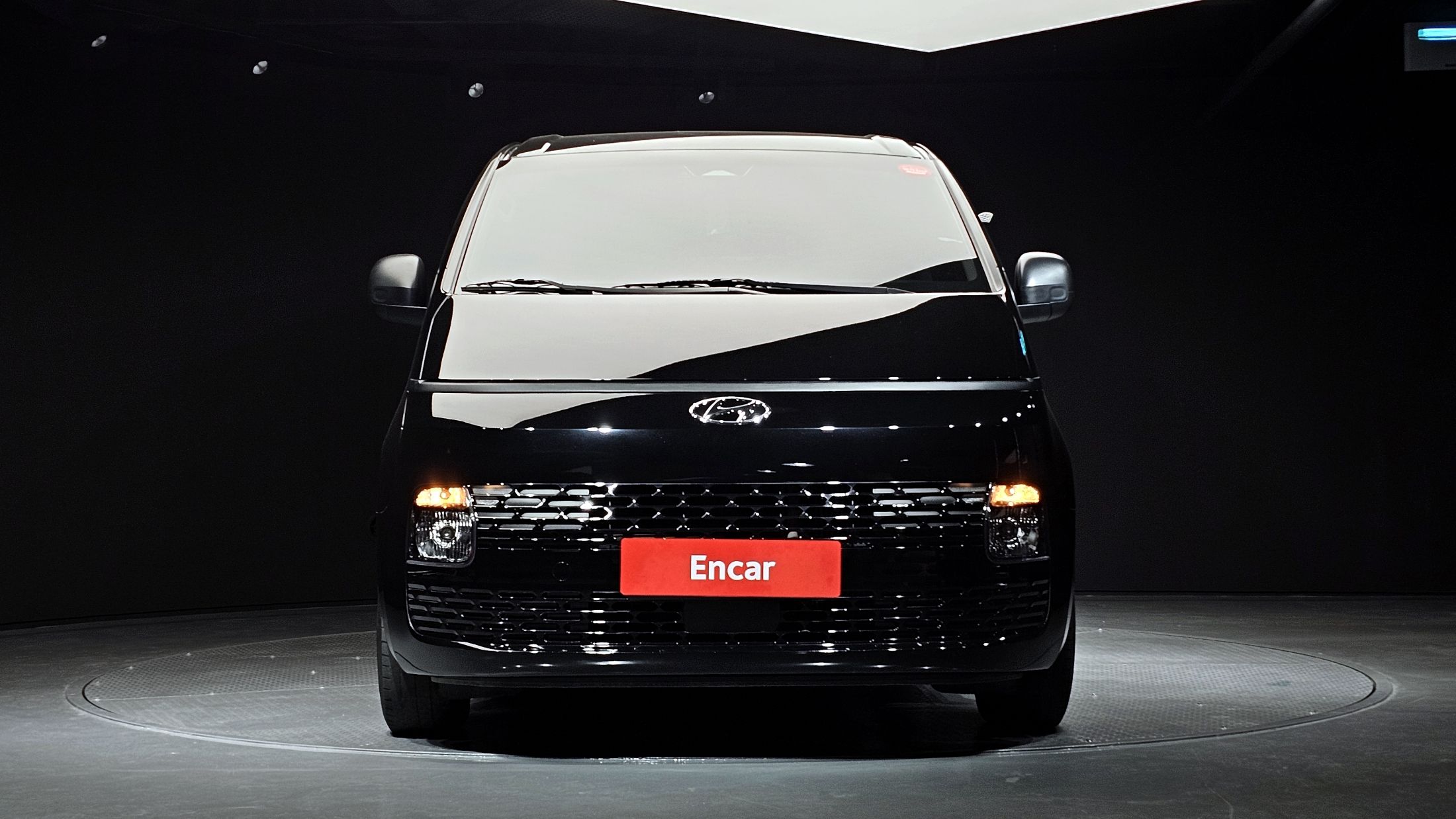 HYUNDAI STARIA 2022