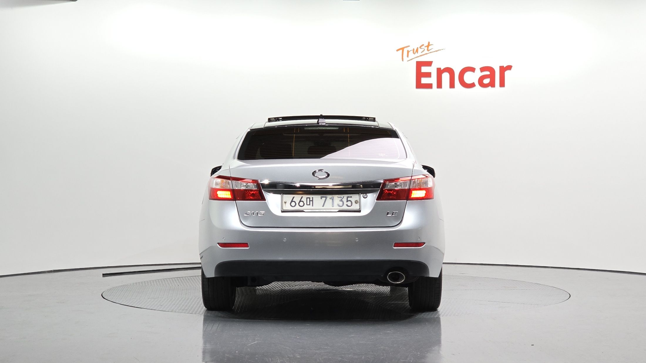 SAMSUNG SM5 NEW 2011
