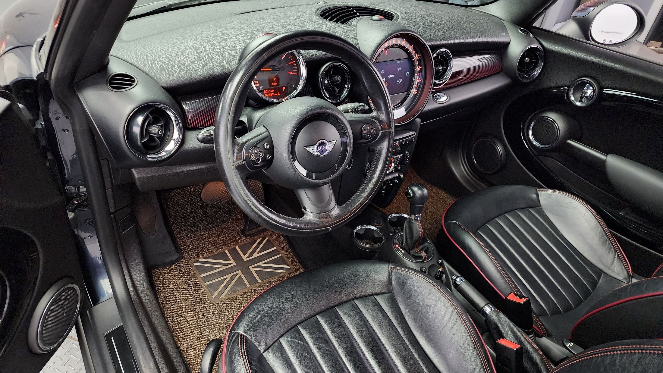 MINI CLUBMAN COOPER 2012