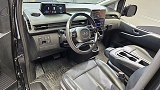 HYUNDAI STARIA 2021