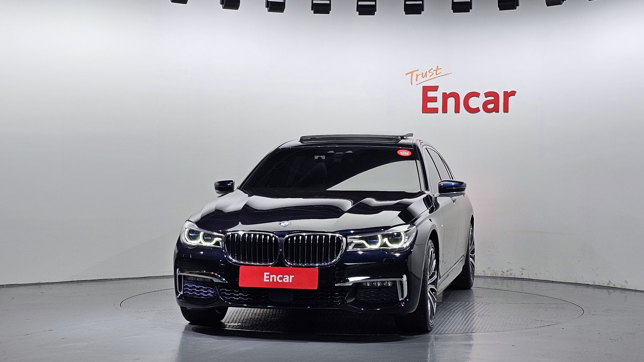 BMW 7-SERIES G11 2017