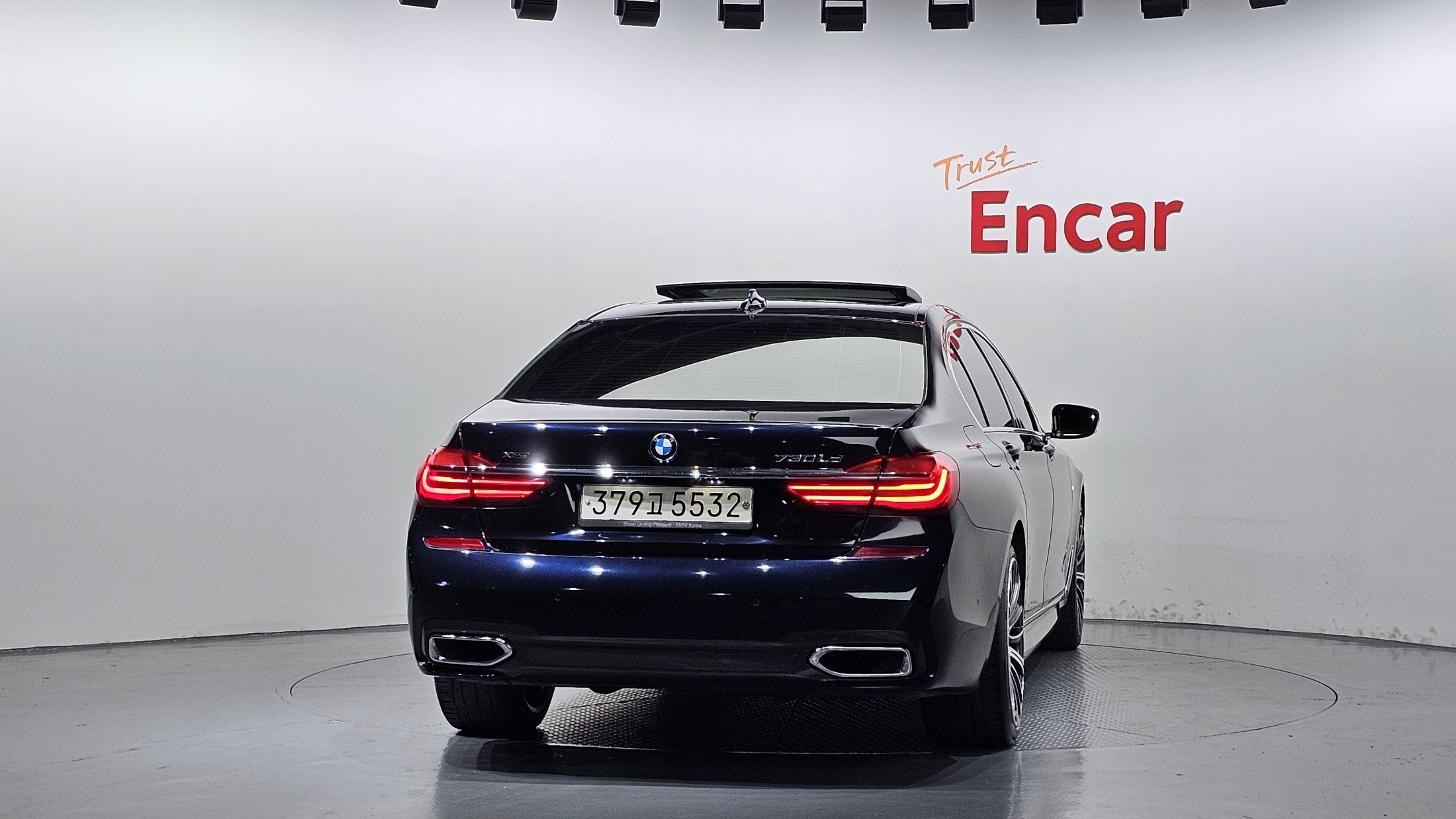 BMW 7-SERIES G11 2017