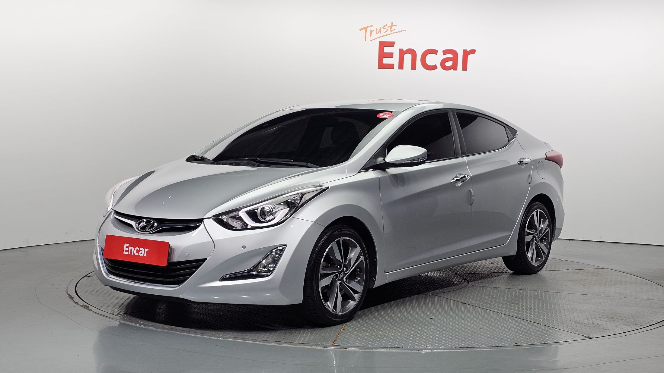 HYUNDAI AVANTE 2013
