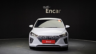 HYUNDAI IONIQ HYBRID 2019