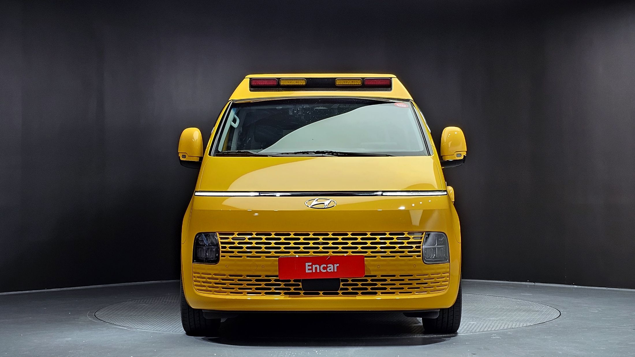 HYUNDAI STARIA 2022