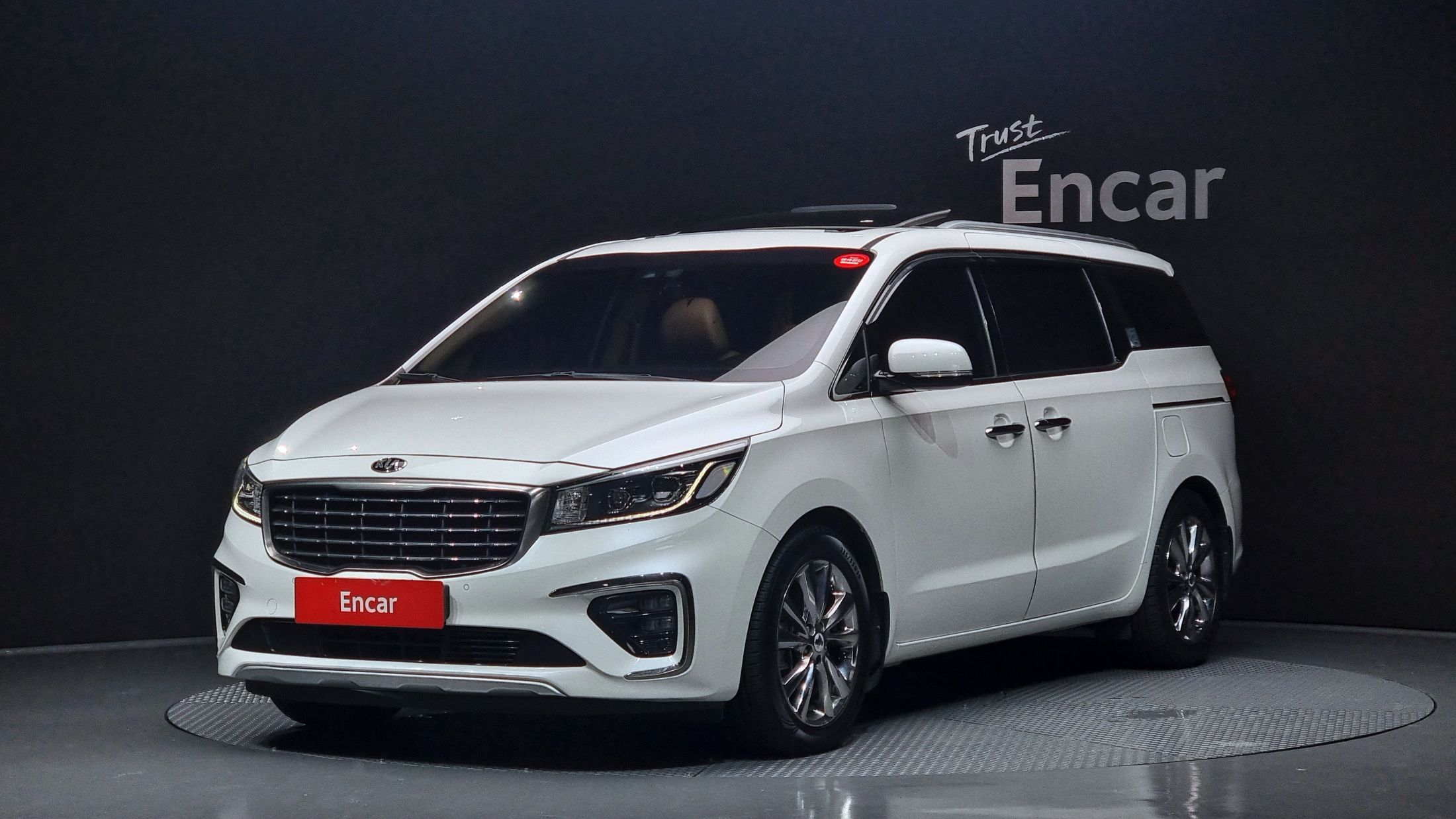 KIA CARNIVAL 2019