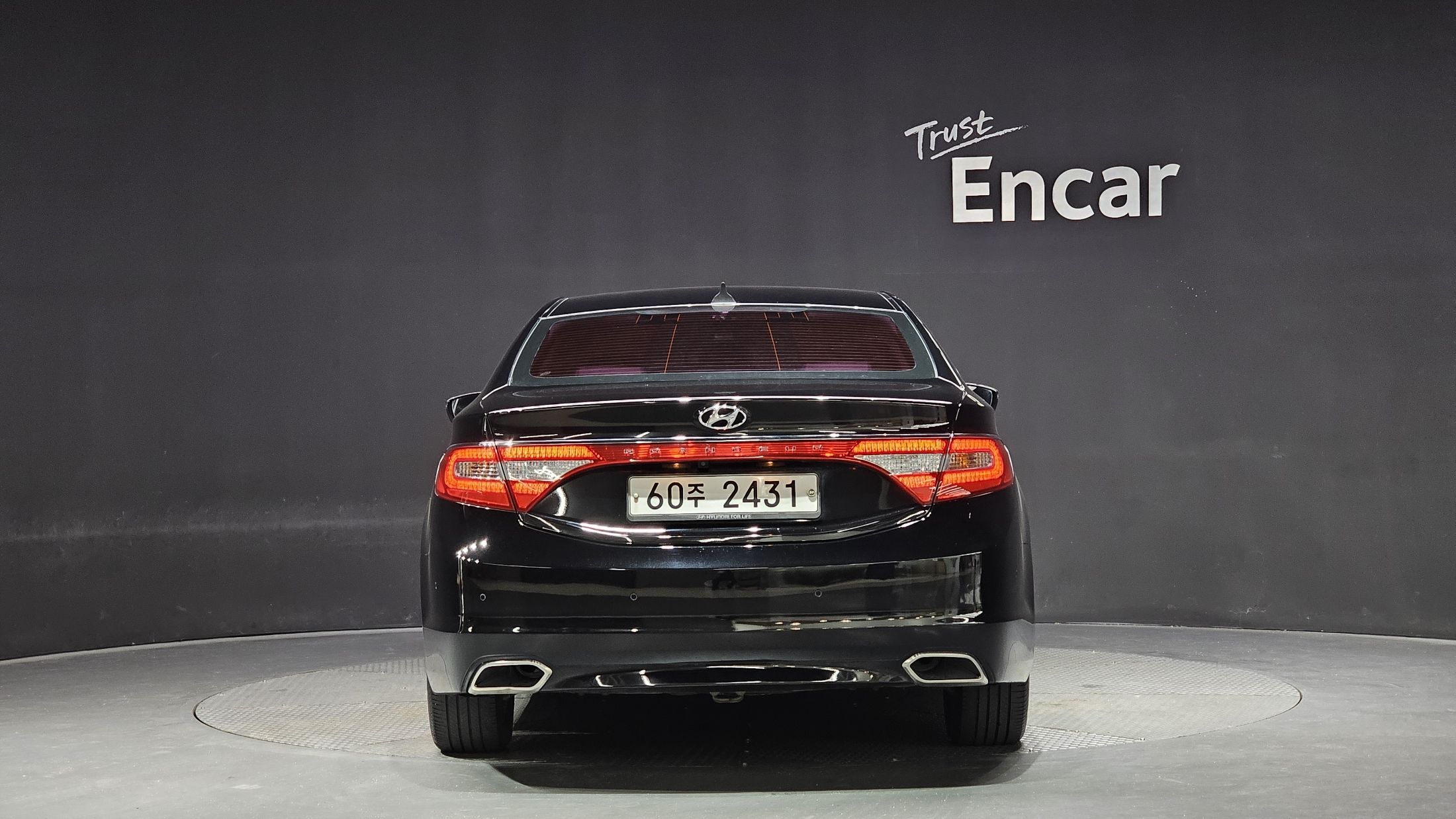 HYUNDAI GRANDEUR HG 2015