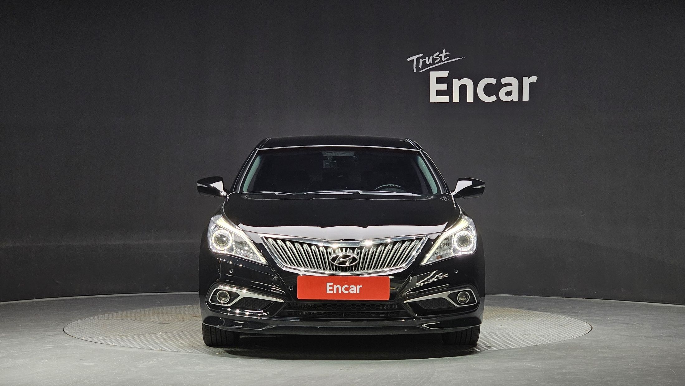 HYUNDAI GRANDEUR HG 2015