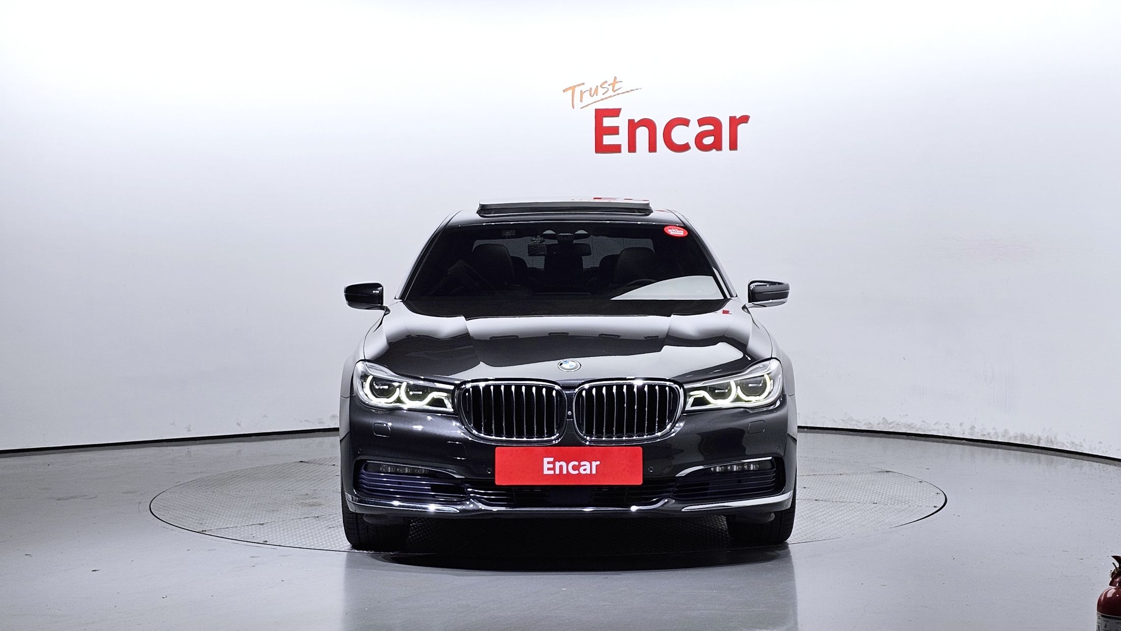 BMW 7-SERIES G11 2015