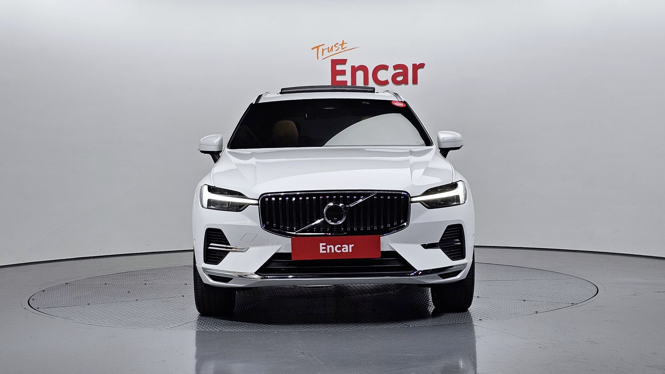 VOLVO XC60 2024