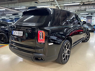 ROLLS ROYCE CULLINAN 2023