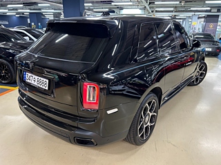 ROLLS ROYCE CULLINAN 2023